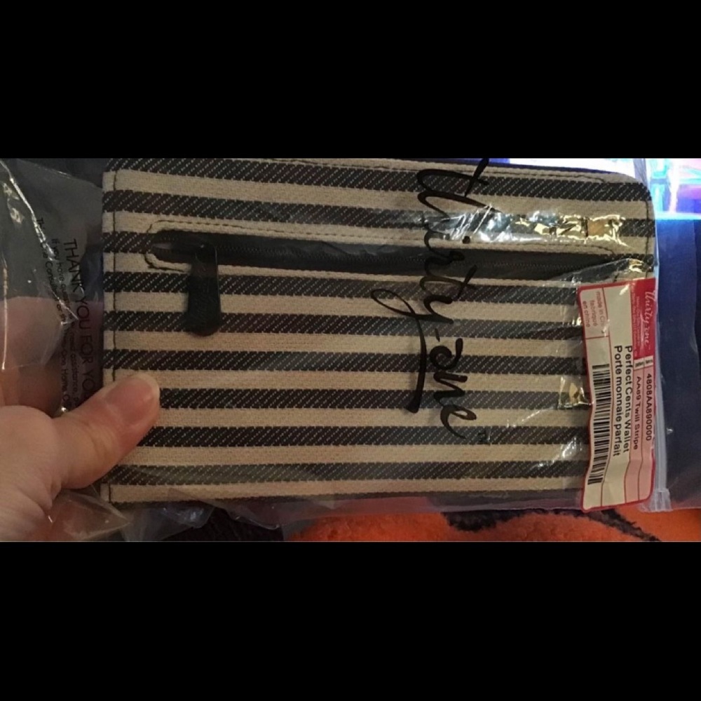 Thirty One Perfect Cents Wallet